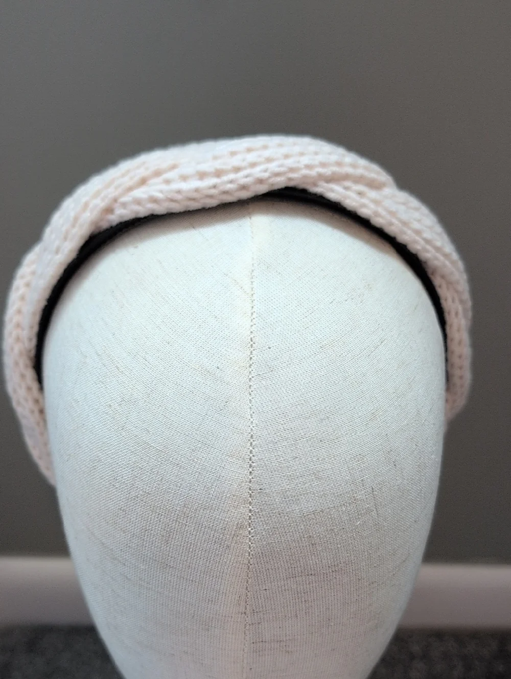 Neutral Cream Knitted Twist Headband